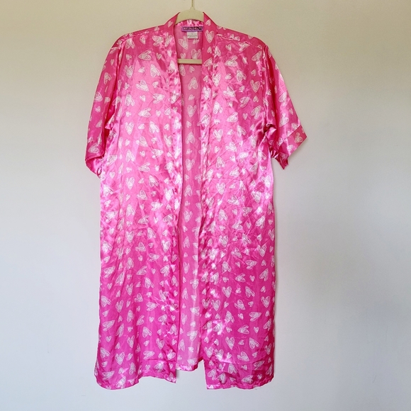 Do Not Distrub Satin Barbie Heart Robe - Picture 1 of 6